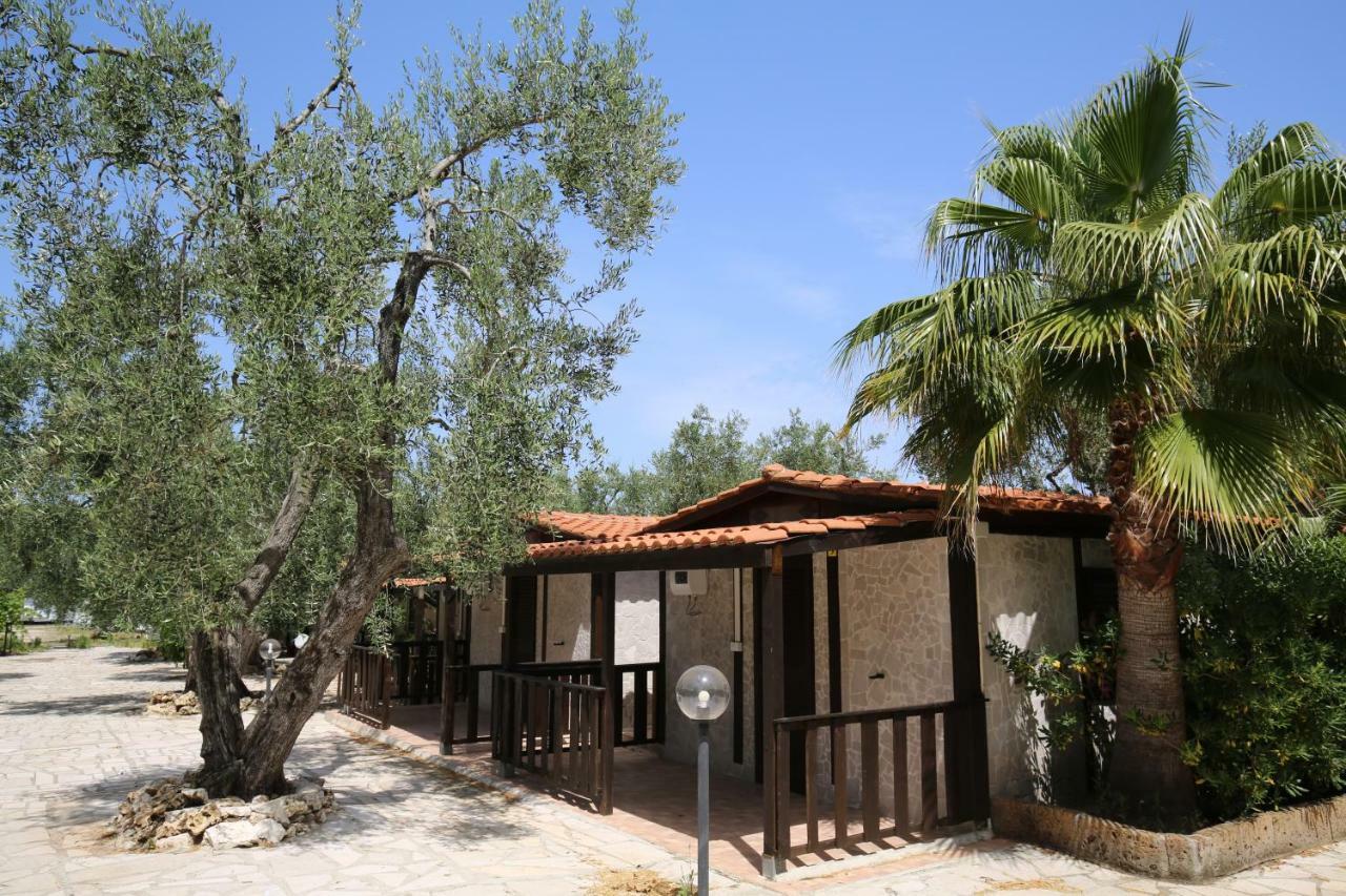 Agriturismo Da Mauro Vieste Exteriör bild